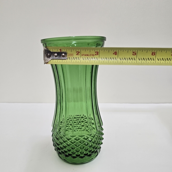 vintage Hoosier Emerald Green Glass Floral Bouquet Vase Diamond Cut Ribbed - Picture 13 of 16